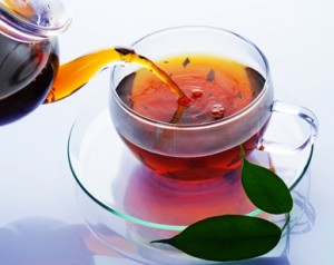 Teetasse mit Kanne