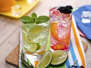 Erfrischender Genuss – die neuen Sommer-Teespezialitäten zum kalt aufgießen 